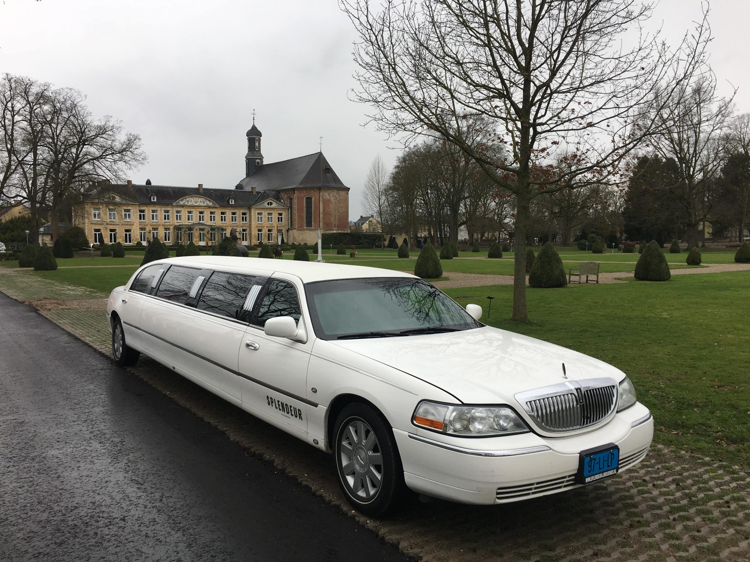 Lincoln Limousine Wit Lincoln Limousine huren