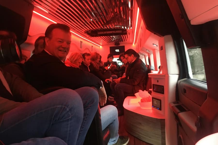 Zakelijk Zakelijk vervoer per limousine