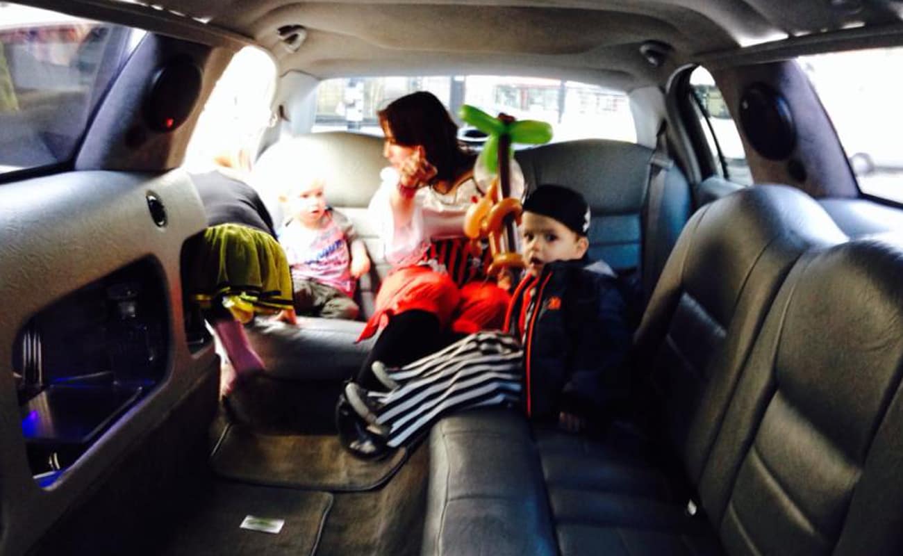 Feestdagen > Carnaval Carnaval limousine verhuur