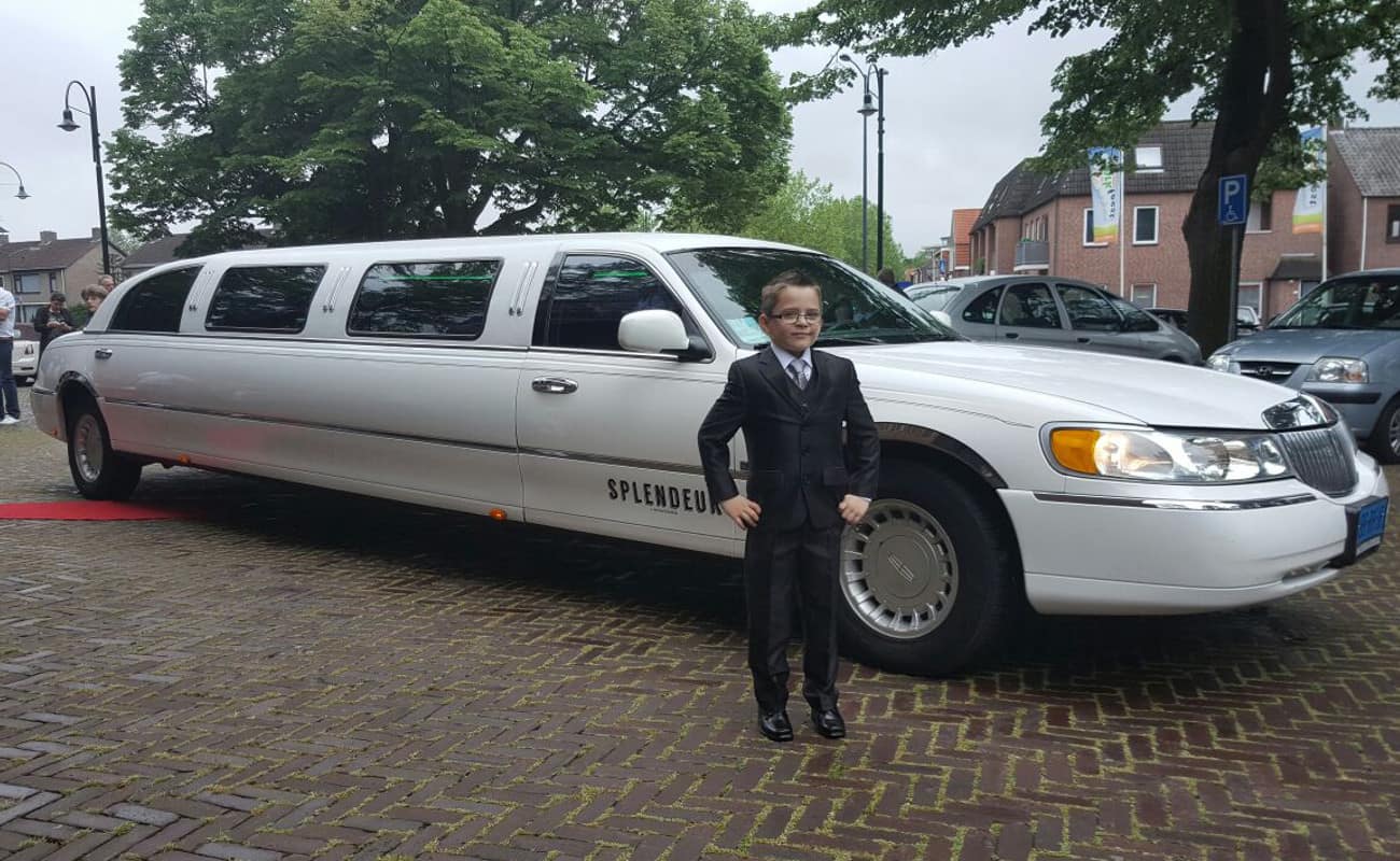 Communie Communie limousine verhuur