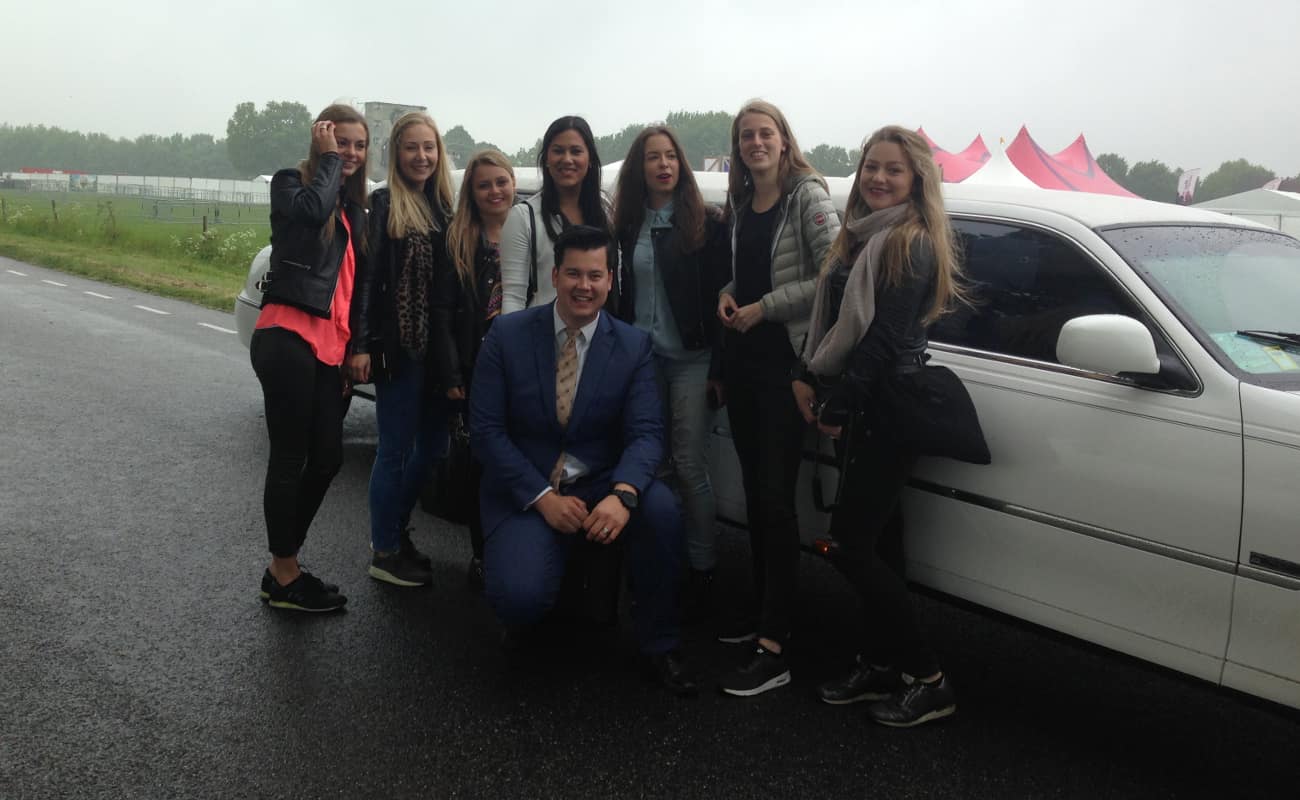 Festival taxi Festival taxi- en limousineservice