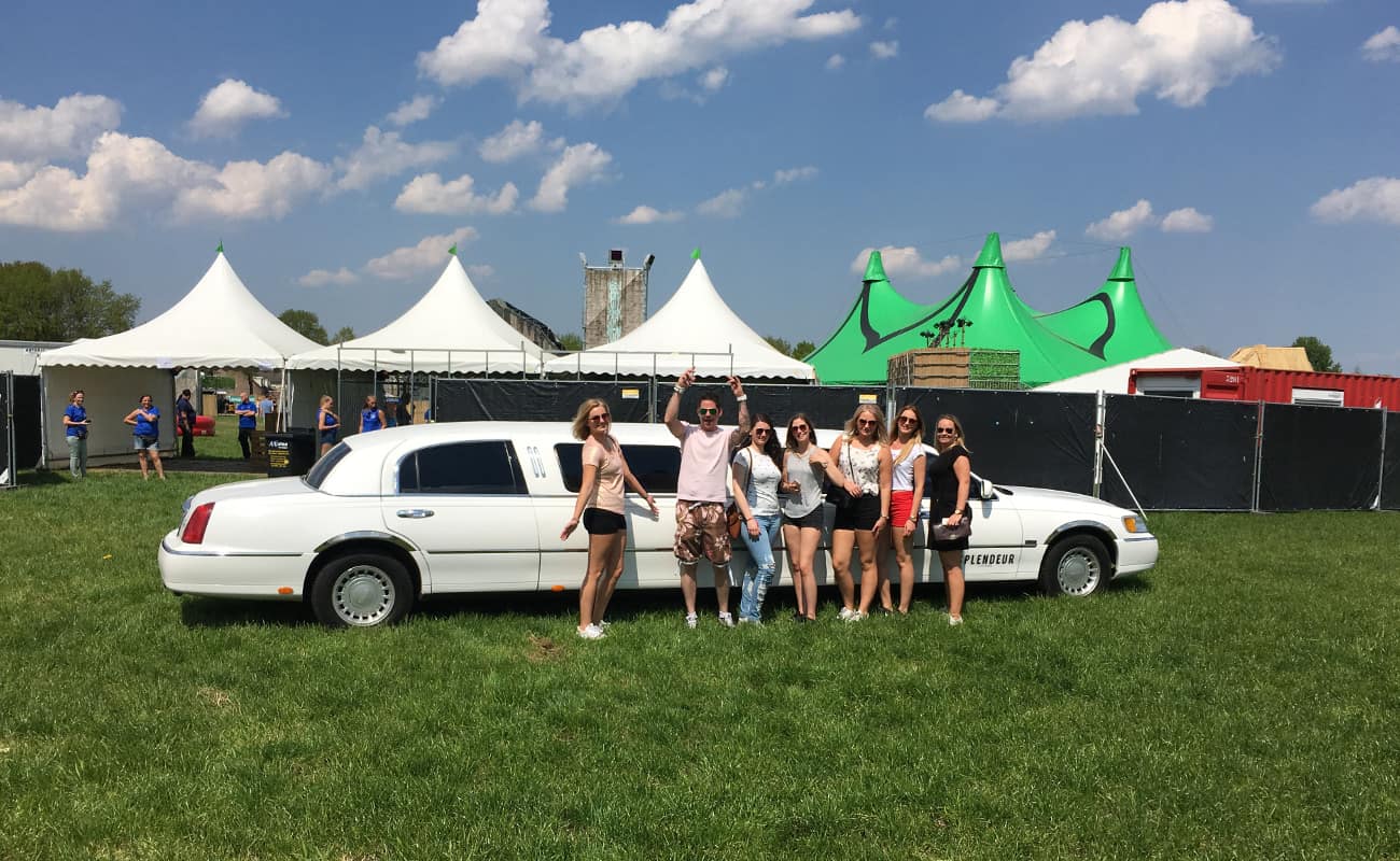 Festival taxi Festival taxi- en limousine verhuurservice